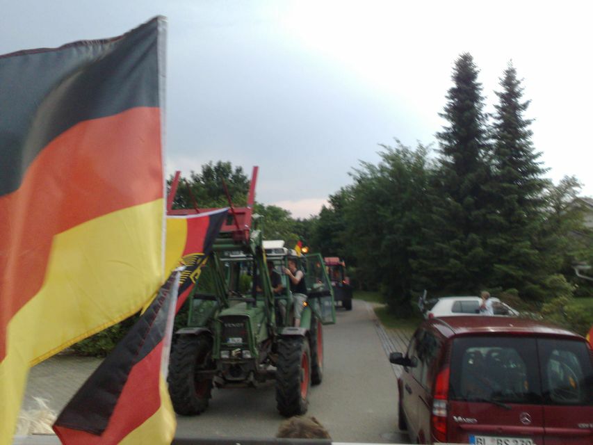 N82-5946.jpg