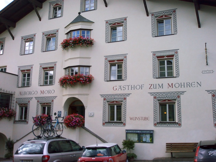 Tour-S-N-006.jpg