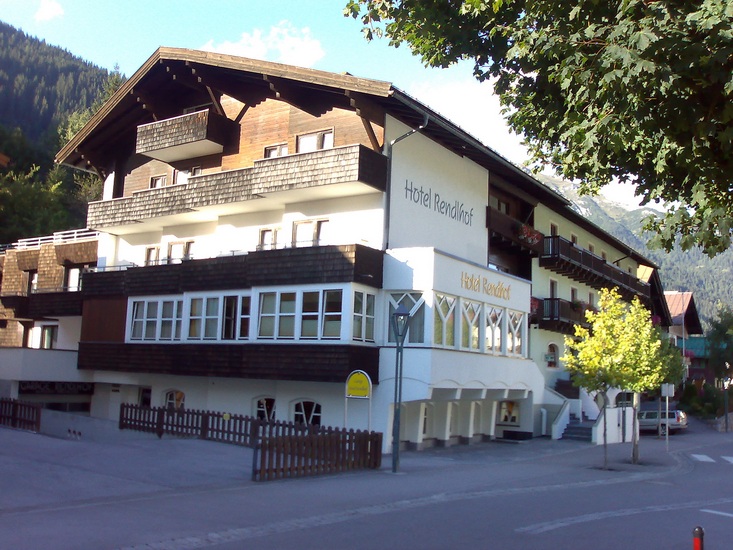 Tour-S-N-029.jpg
