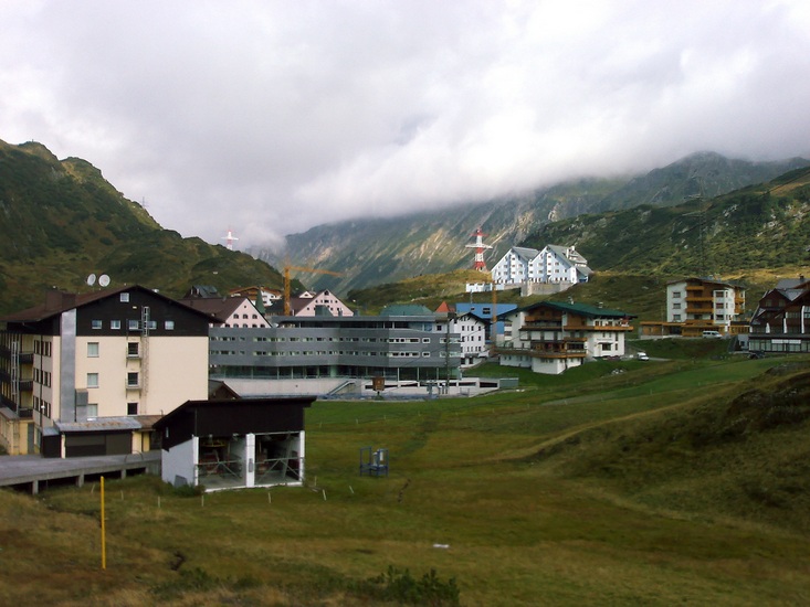 Tour-S-N-032.jpg